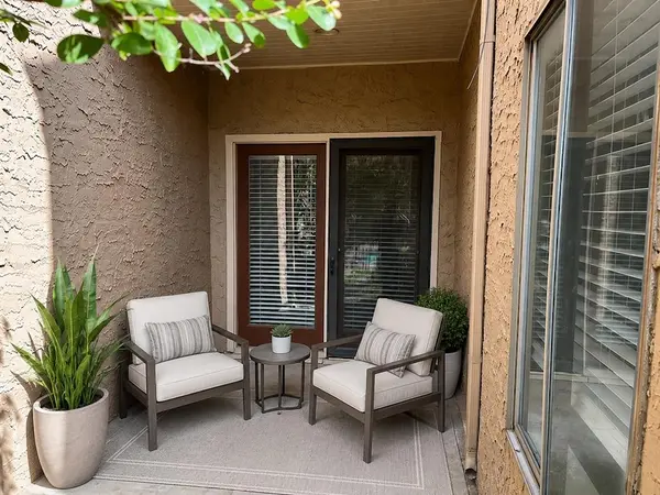 5550 Spring Valley Road #F15, Dallas, TX 75254