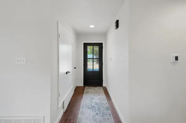 5123 Fairway Circle, Granbury, TX 76049