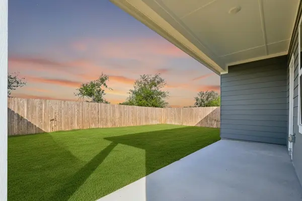 1305 Morris LOOP, San Marcos, TX 78666