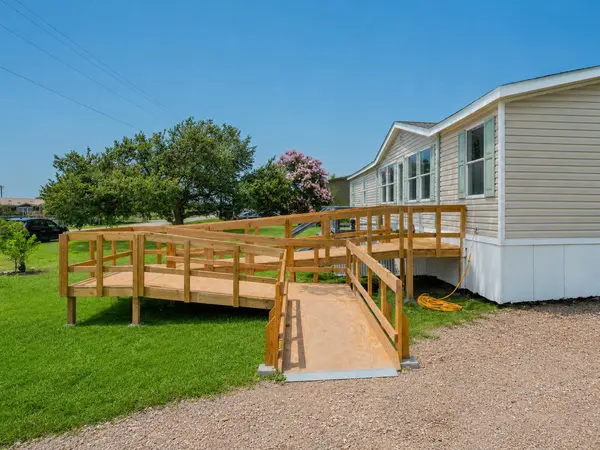 171 Railyard Drive, Kyle, TX 78640