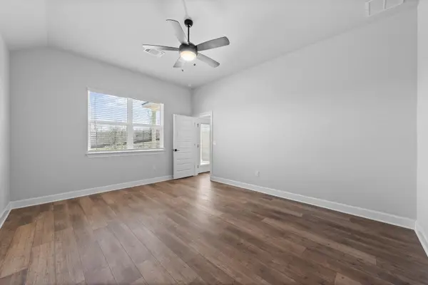 9704 Gladsome PATH, Manor, TX 78653