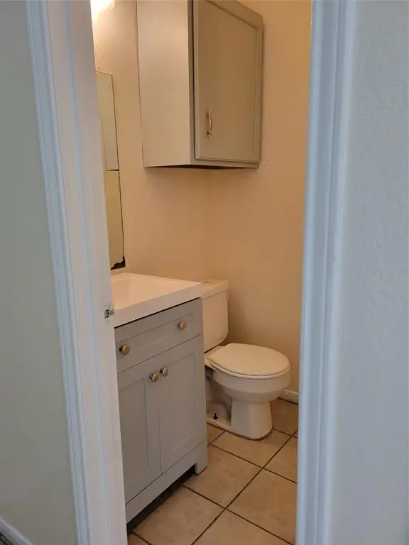 2804 Bull RUN #A, Taylor, TX 76574