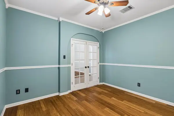 318 Ridge Run DR, Georgetown, TX 78628