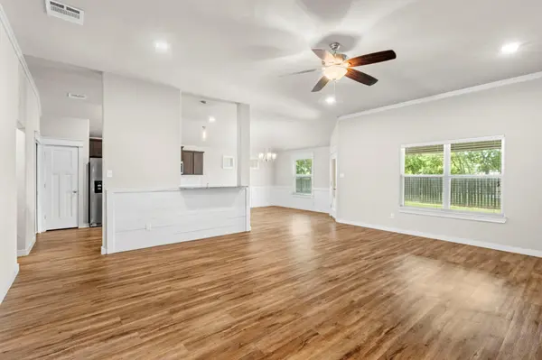 445 Bella Rose DR, Belton, TX 76513