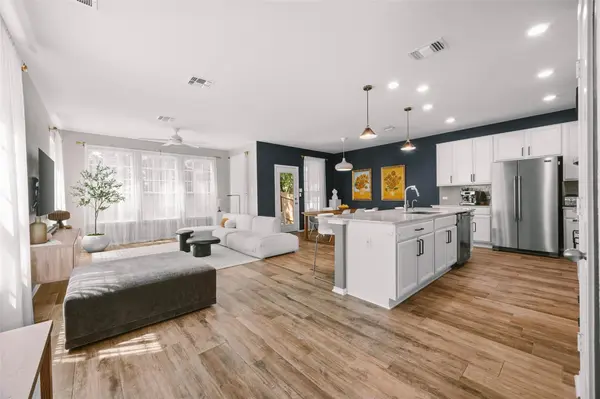 404 Buttercup Creek BLVD #20, Cedar Park, TX 78613