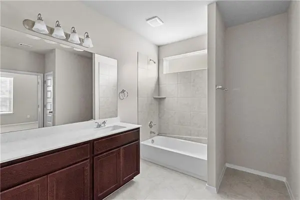 124 Fabion ST, Kyle, TX 78640