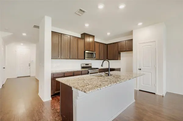 104 Kavanaugh ST, Georgetown, TX 78628