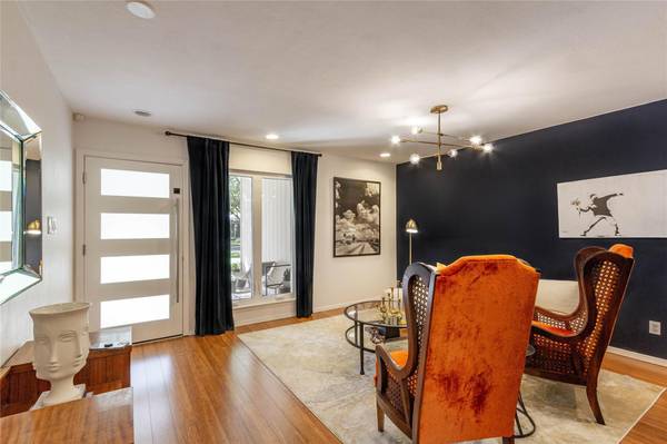 5402 Fernview RD, Austin, TX 78745