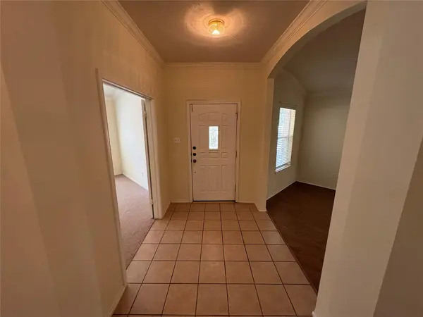 2100 Mir Woods DR, Leander, TX 78641