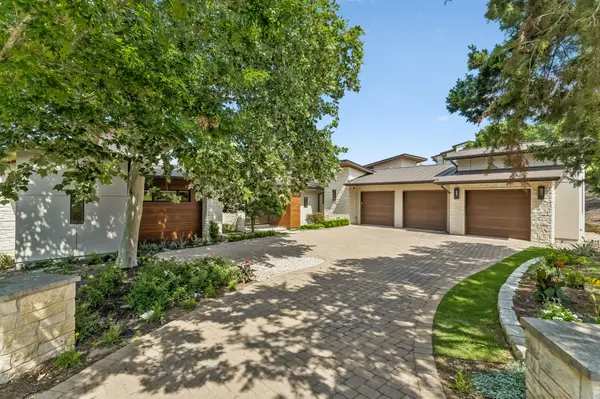 8708 Acuarela CT, Austin, TX 78735