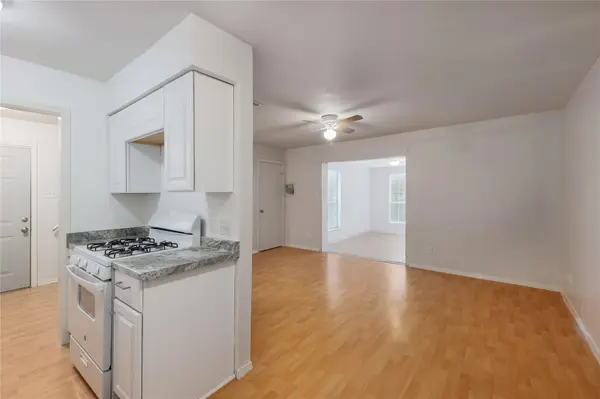 2201 Mission Hill CIR #4, Austin, TX 78741