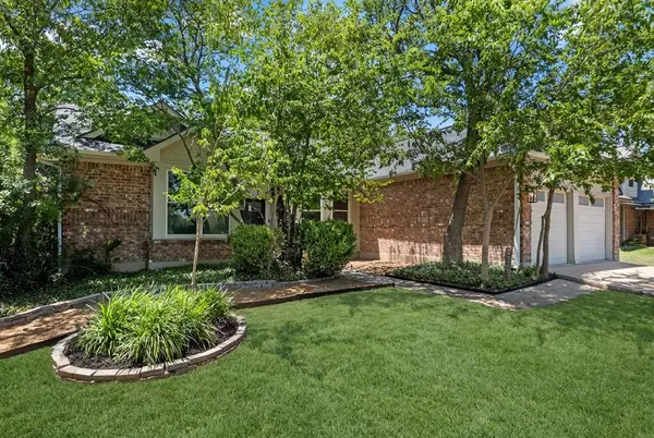 8924 Black Oak ST,  Austin,  TX 78729