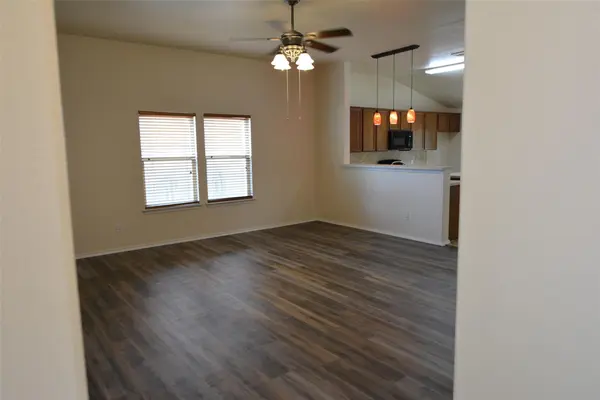 1303 Horseshoe Ranch DR, Leander, TX 78641