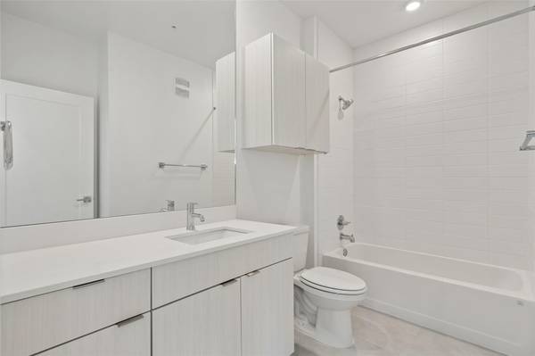4802 S Congress Ave #403, Austin, TX 78745