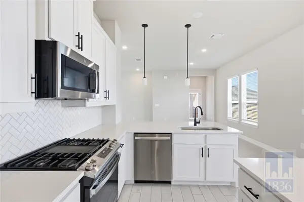 4910 Warm Wassail DR, Austin, TX 78747