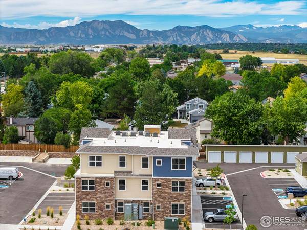 290 S Cherrywood #301,  Lafayette,  CO 80026