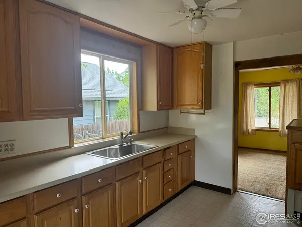 1328 N Jefferson, Loveland, CO 80537