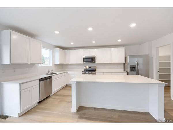 2696 Lower Crags, Colorado Springs, CO 80904