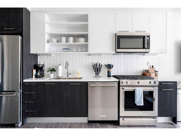 2880 Zuni #507, Denver, CO 80211