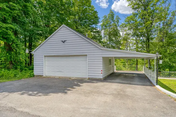34 Rifton TER, Esopus, NY 12471