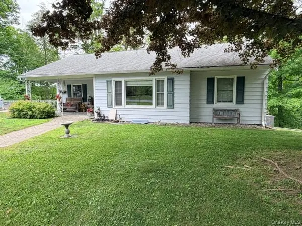 34 Rifton TER, Esopus, NY 12471