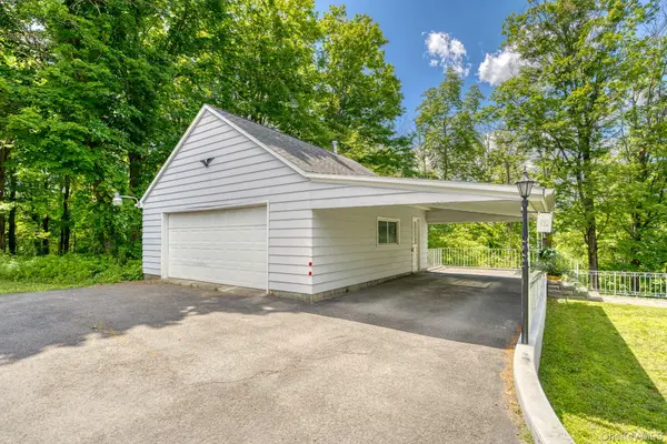 34 Rifton TER, Esopus, NY 12471