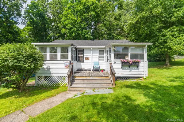 7 Brodie RD #14, Hopewell Junction, NY 12533