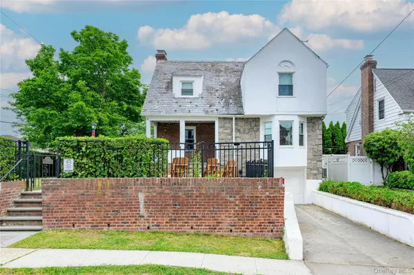 106 Dunwoodie ST, Yonkers, NY 10704