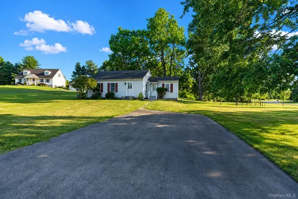 51 Mills RD, Walden, NY 12586