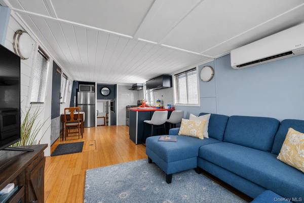 24 Matinecock Avenue, Port Washington, NY 11050