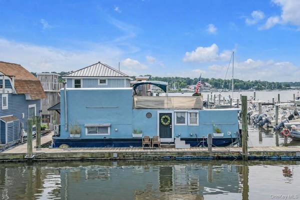 24 Matinecock Avenue, Port Washington, NY 11050
