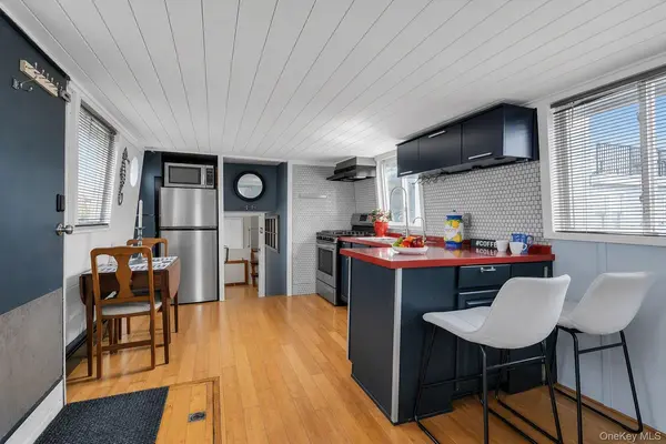 24 Matinecock Avenue, Port Washington, NY 11050