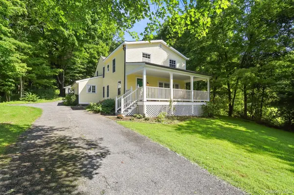 1059 Hanover ST, Yorktown Heights, NY 10598