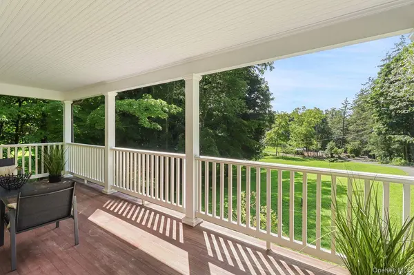 1059 Hanover ST, Yorktown Heights, NY 10598