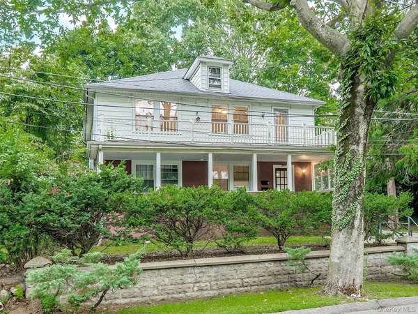 5 Titus RD #2, Glen Cove, NY 11542