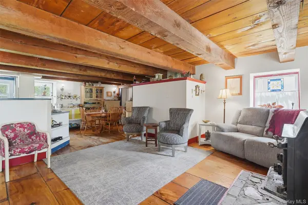 574 State Route 32, Esopus, NY 12561
