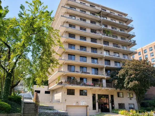 687 Bronx River RD #1J, Yonkers, NY 10704