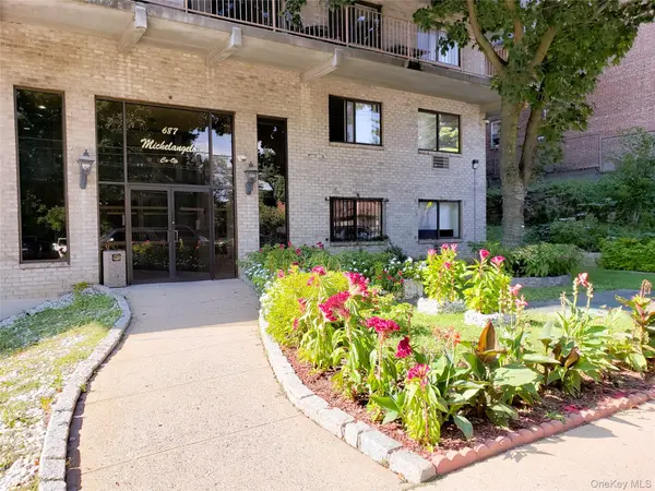 687 Bronx River RD #1J, Yonkers, NY 10704