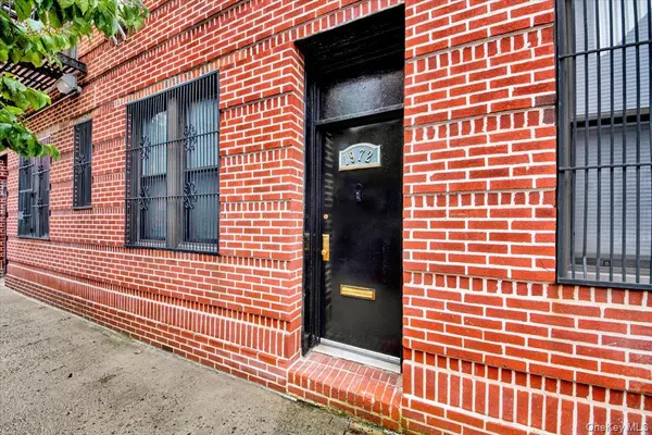 1972 Lafontaine Ave #1972, Bronx, NY 10457
