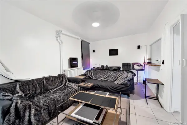 1972 Lafontaine Ave #1972, Bronx, NY 10457