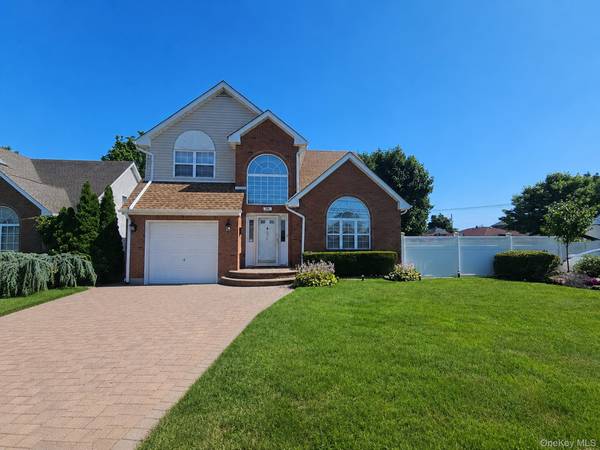 126 Washington AVE, Roosevelt, NY 11575