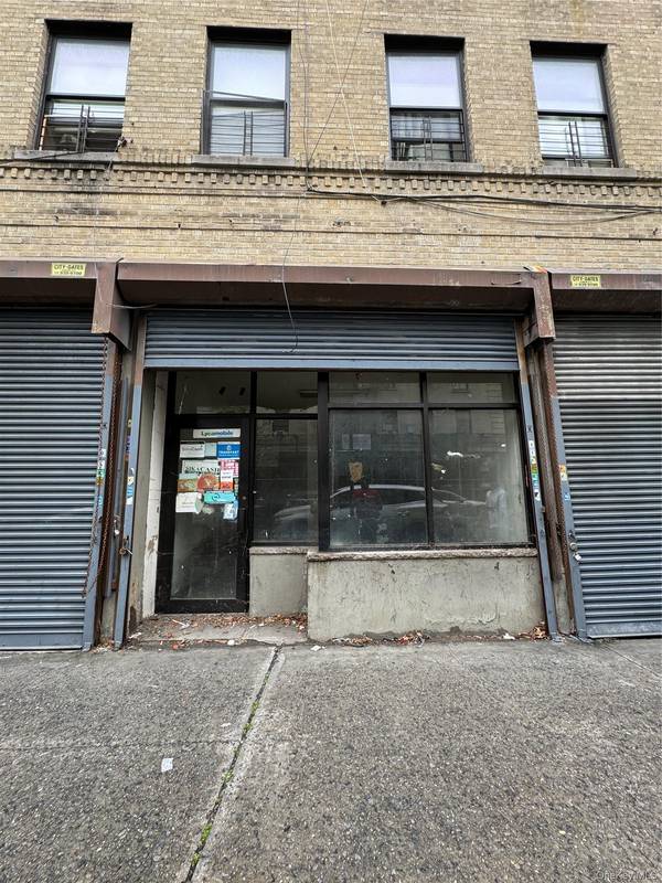 1105 College AVE #Stores  1 - 2, Bronx, NY 10456