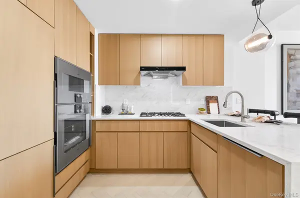 133-25 37TH AVE #5M, Flushing, NY 11354
