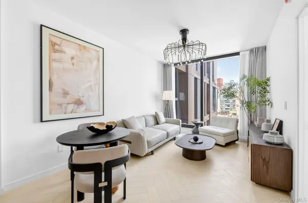 133-25 37TH AVE #7E, Flushing, NY 11354