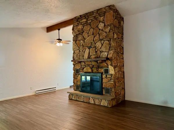2120 E 200 S, Knox, IN 46534