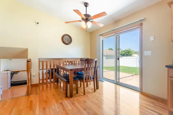 2994 Barberry DR, Hobart, IN 46342