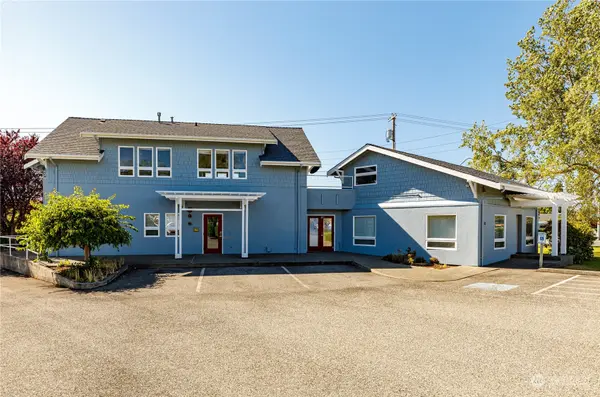 35 SE Ely ST, Oak Harbor, WA 98277