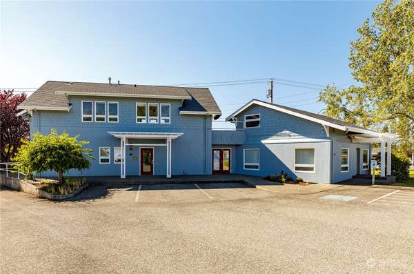 35 SE Ely ST, Oak Harbor, WA 98277