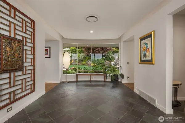 6340 NE Windermere RD, Seattle, WA 98105