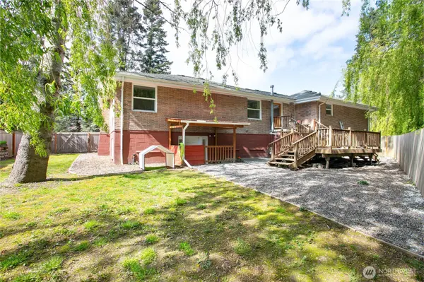 997 W Larson RD, Bellingham, WA 98226